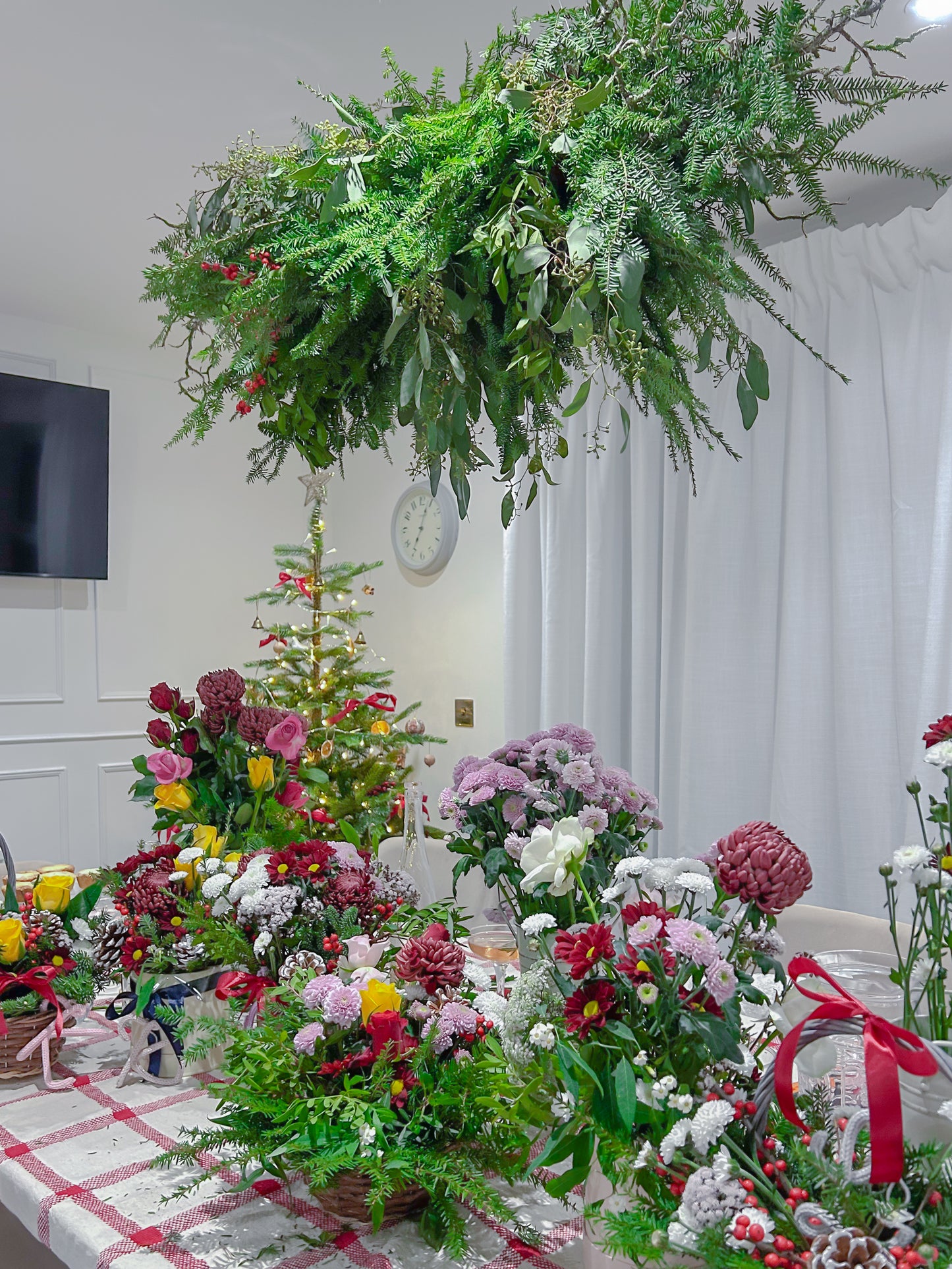 Winter Blooms Bar